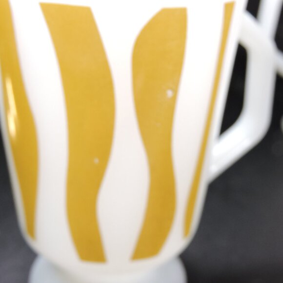 3 Vintage AH Fire King Milk Glass Coffee Mugs - Pedestal Base - Wavy Lines - Picture 15 of 16